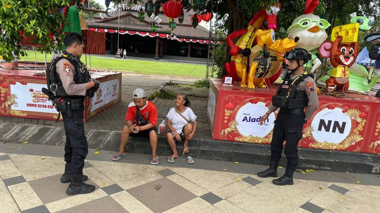 Tim Sparta Satuan Samapta Polresta Surakarta Gelar Patroli Dialogis, Jaga Kondusifitas Kota