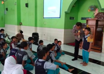 Bhabinkamtibmas Banyuanyar Sosialisasi Anti Bullying di Sekolah Dasar