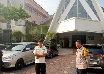 Dengar Keluhan Warga, Bhabinkamtibmas Gelar Minggu Kasih di Gereja