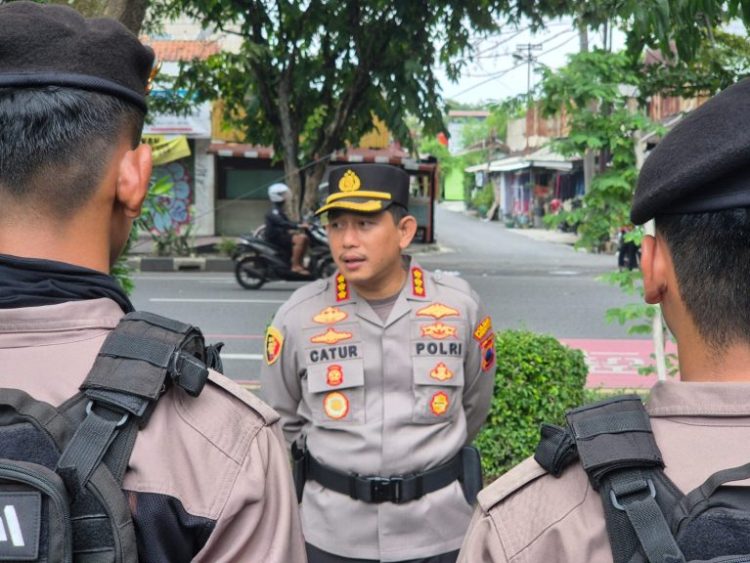 Pastikan Pertandingan Liga 2 Antara Adhyaksa FC melawan Persikabo Boyolali Berjalan Aman, Kapolresta Surakarta Pimpin Langsung Pengamanan