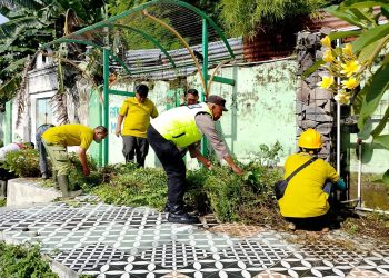 Bhabinkamtibmas Gajahan Gelar Sambang DDS dan Jumat Bersih, Wujud Sinergitas Tiga Pilar di Jl. Reksoniten