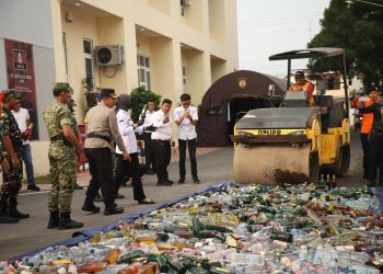 Pemusnahan Miras dan Knalpot Brong, Bukti Keseriusan Polresta Surakarta Jaga Kondusivitas Kota Solo Saat Nataru 2025