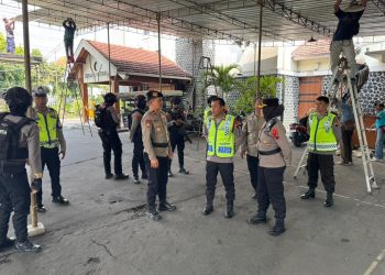 Polresta Surakarta Pastikan Keamanan Ibadah Natal 2025 dan Tahun Baru 2026 melalui Patroli Dialogis di Gereja