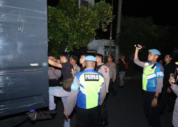 Polresta Surakarta Pulangkan Ratusan Suporter Persik Kediri Tidak Terdaftar Saat Pengamanan Laga Persis Solo vs Persik Kediri